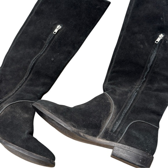 UGG Daley Tall Boot In Black Suede, Size 9.5 - Picture 3 of 5